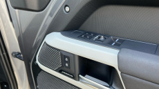 Land Rover Defender 3.0 D250 X-Dynamic SE 90 3dr Auto Diesel Estate